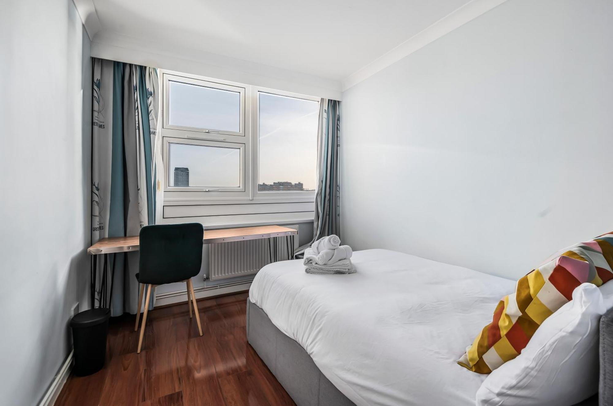 Riverside 3Br With Easy Transport 20Mins To City Centre Лондон Екстер'єр фото